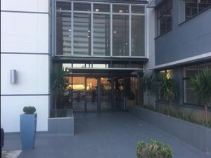 104 m² Commercial space in Cascades