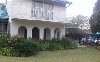 5 Bedroom House in Van Riebeeck Park