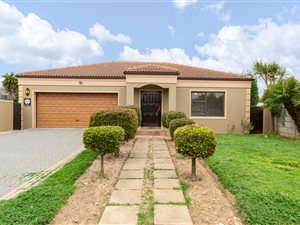 3 Bed House in Uitzicht
