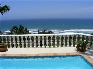 5 Bed House in Trafalgar