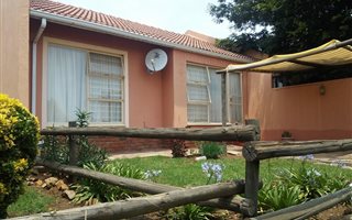 2 Bedroom Apartment in Alan Manor