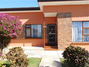 3 Bedroom House in Hillside