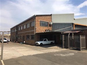 2280 m² Industrial space in New Era