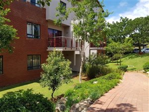 2 Bed Apartment in Jackal Creek Golf Estate