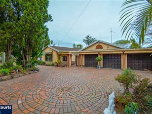 3 Bed House in Padfield Park