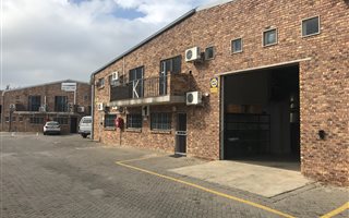 574 m² Industrial space in Kosmosdal
