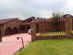 4 Bedroom House in Dalpark