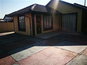 3 Bed House in Meriting