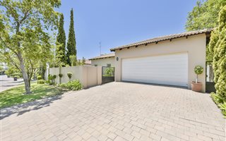 3 Bedroom Cluster in Cedar Lakes