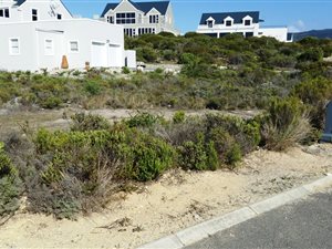 675 m² Land available in Westcliff