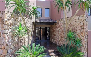 4 Bedroom House in Greenstone Hill