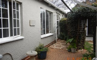 1 Bedroom Garden Cottage in Montgomery Park