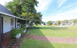 1 Bedroom House in Belvidere