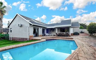 4 Bedroom House in Randpark Ridge