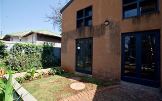 1 Bedroom Apartment in Linden