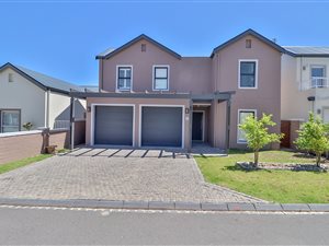 3 Bed House in Heldervue