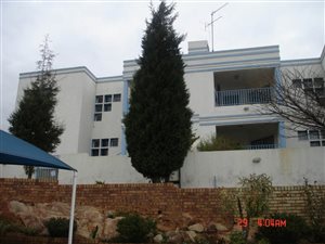 3 Bed Townhouse in Alberton