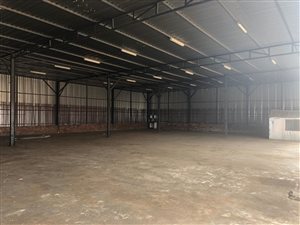 1000 m² Commercial space in Roodeplaat