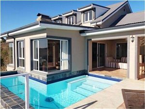3 Bed House in Pezula Golf Estate