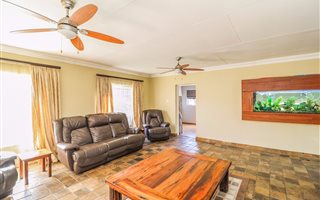 4 Bedroom House in Pomona