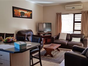 2 Bed Townhouse in Rhodesdene