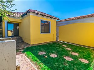 2 Bed Garden Cottage in Liefde en Vrede