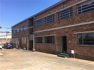 2280 m² Industrial space in New Era