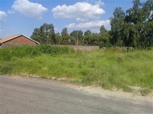 748 m² Land available in Modder East