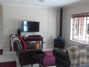 2 Bed House in Blanco