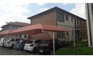 2 Bedroom Apartment in Wilgeheuwel