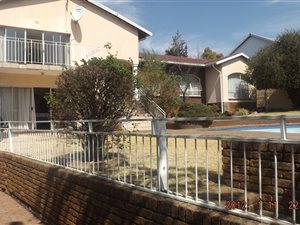 4 Bed House in Ridgeway