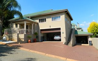 3 Bedroom House in Caribbean Beach Club