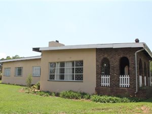 4 Bed House in Machadodorp