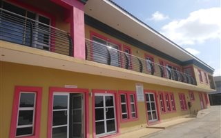 3 Bedroom Apartment in Newlands West