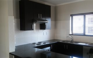 2 Bedroom Apartment in Carlswald Estate