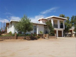 3 Bed House in Kenhardt