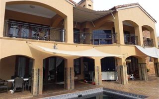 5 Bedroom House in Broederstroom