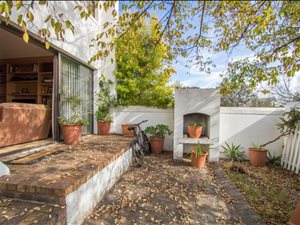 3 Bed House in Kleingeluk