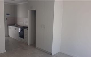 1 Bedroom Apartment in Klein Parys