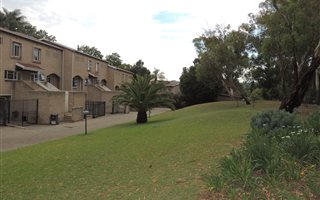 3 Bedroom Townhouse in Victory Park