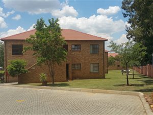 2 Bedroom Townhouse in Amorosa