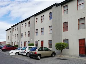 2 Bed Apartment in Eersterivier