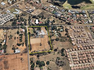 2 ha Land available in Harveston