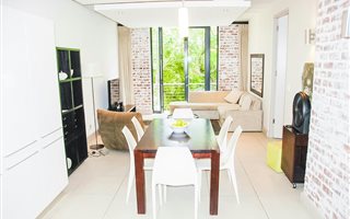 2 Bedroom Apartment in Melrose Arch