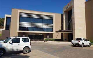 1038 m² Commercial space in Waterkloof
