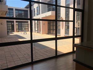 227 m² Office Space in Highveld
