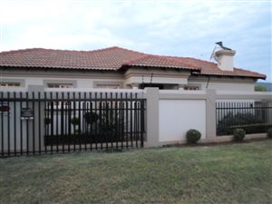 3 Bed House in Montana Park