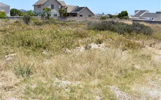 1043 m² Land available in Country Club