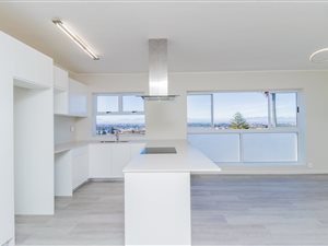 1 Bed Apartment in Wynberg