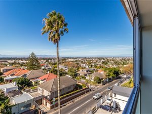 1 Bed Apartment in Wynberg